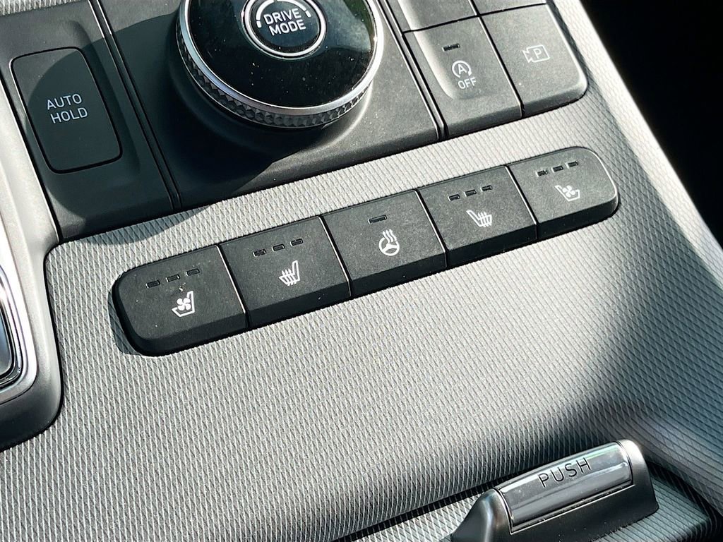 Used 2024 Hyundai Palisade Limited image 21