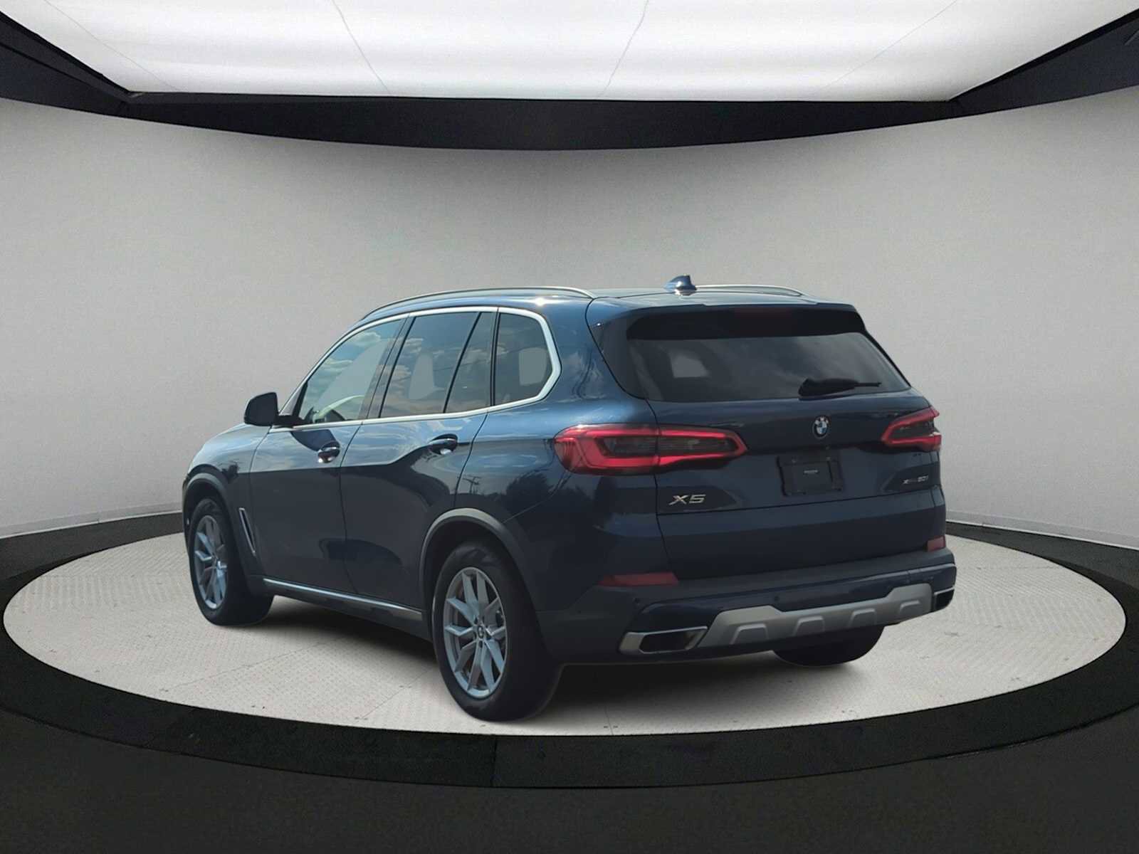 Used 2019 BMW X5 xDrive50i image 6
