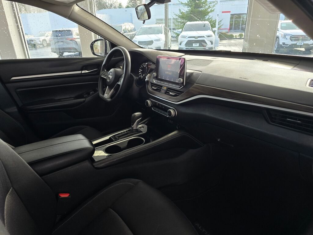 Used 2023 Nissan Altima 2.5 SV image 47