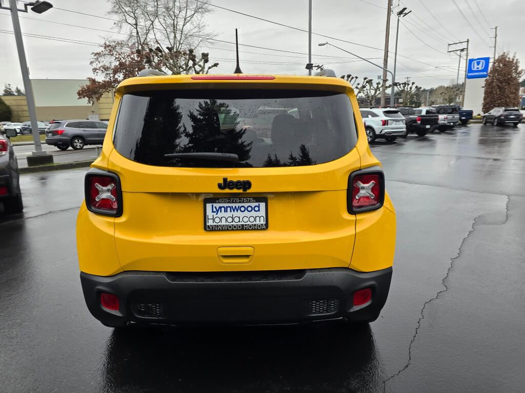 Used 2019 Jeep Renegade Altitude w/ UConnect 8.4 Nav Group image 21
