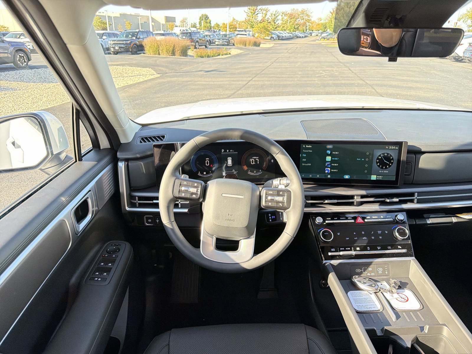 New 2027 Hyundai Santa Fe SEL w/ Tow & Go Package AWD/4WD image 17