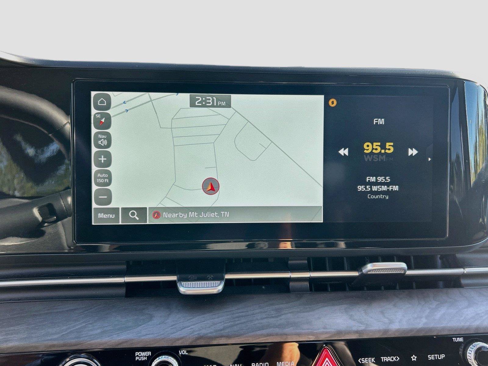 Used 2024 Kia Carnival EX FWD image 35