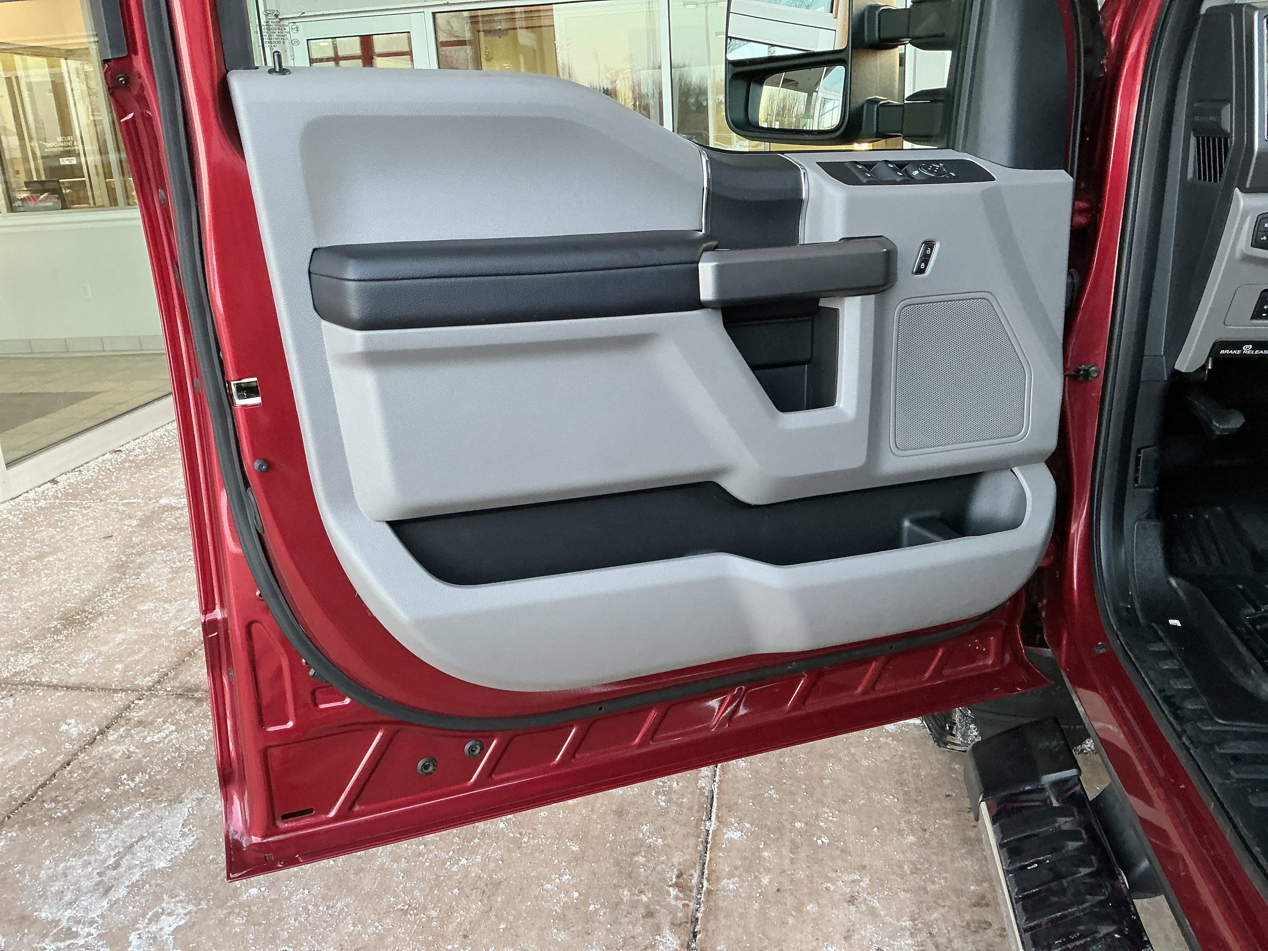 Used 2019 Ford F250 XLT w/ XLT Value Package image 14