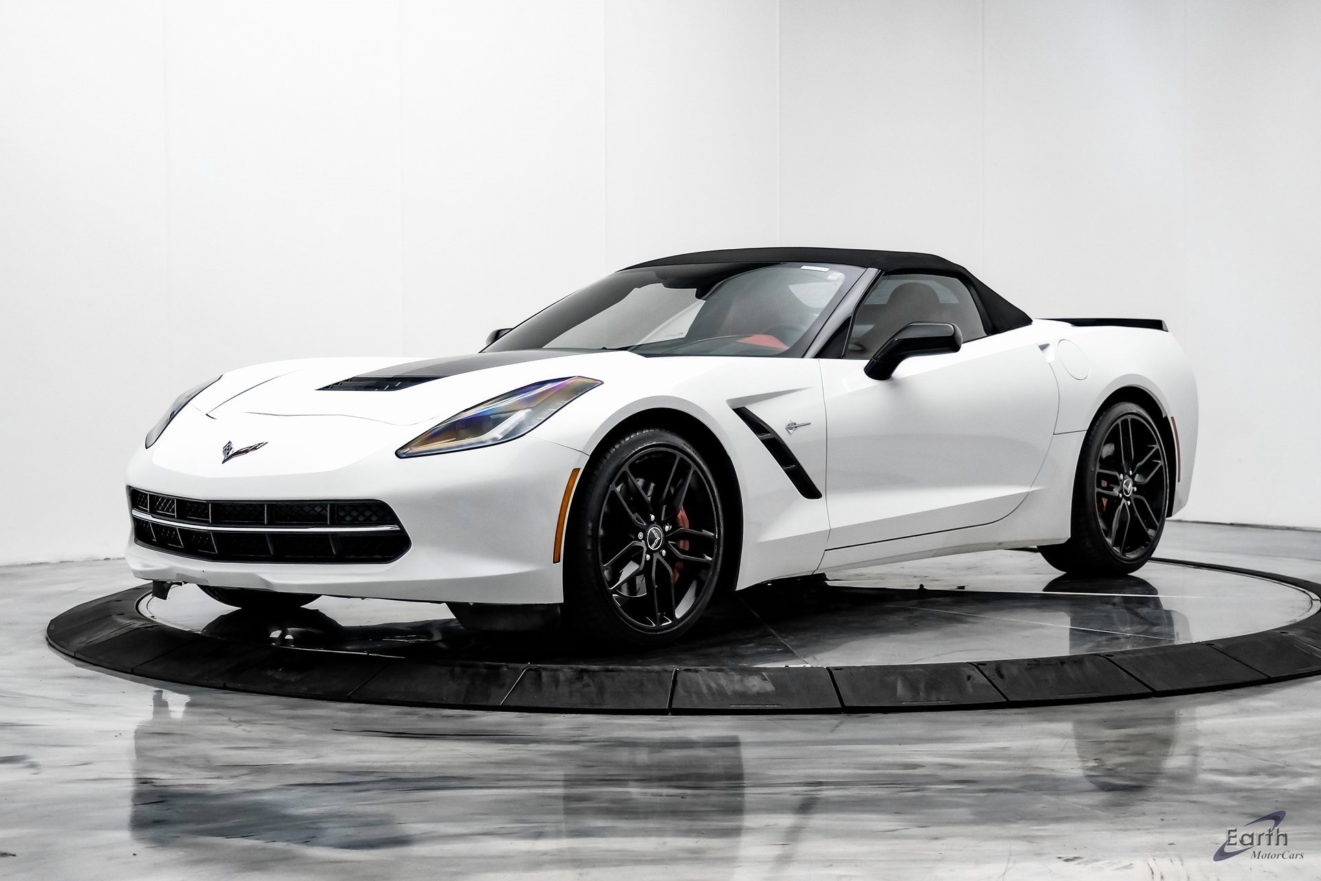 Used 2014 Chevrolet Corvette Stingray Convertible w/ 3LT Preferred Equipment Group image 3