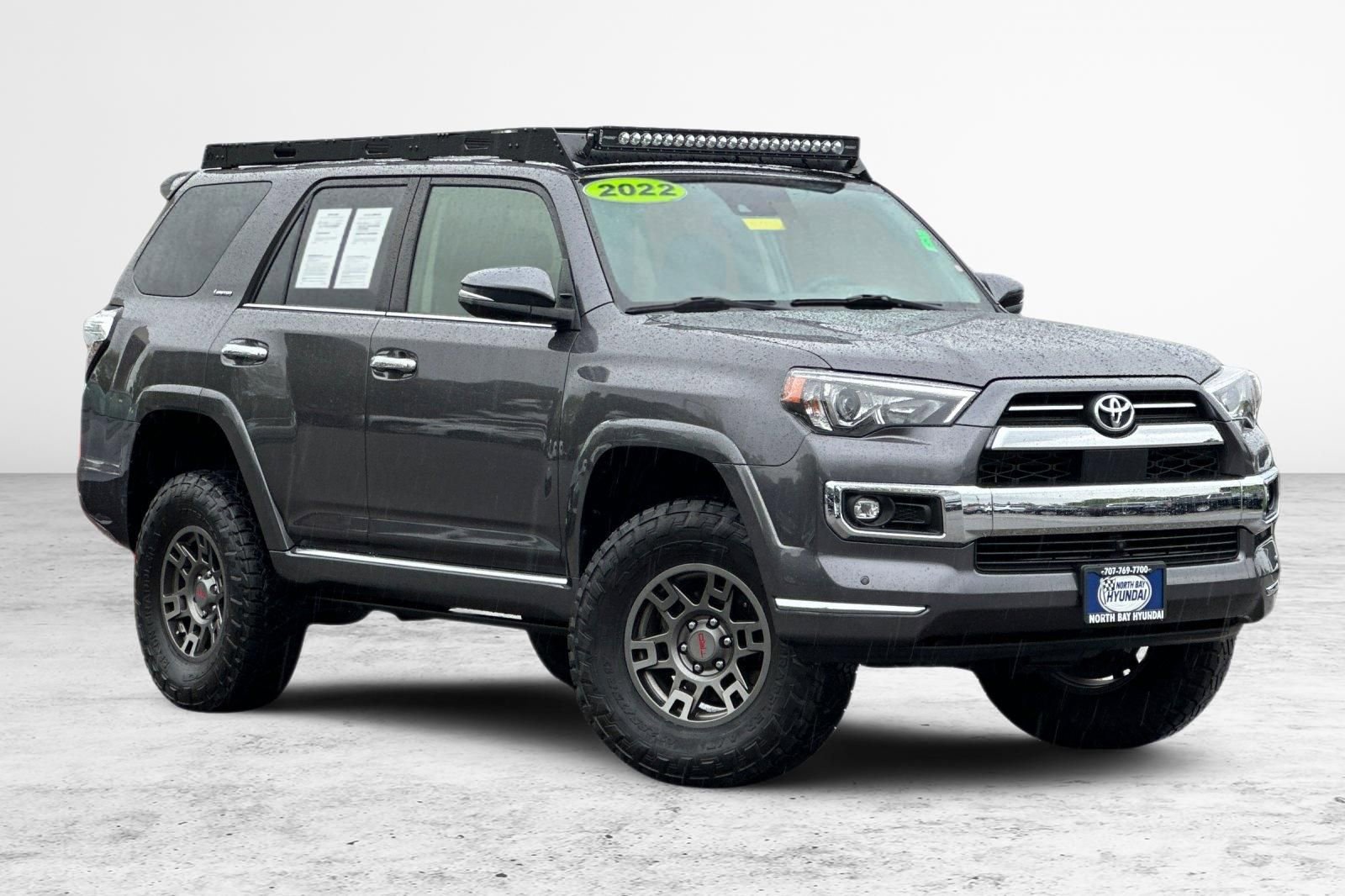 Used 2022 Toyota 4Runner Limited AWD/4WD image 2