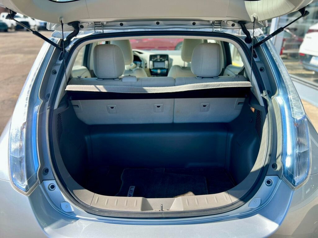 Used 2012 Nissan Leaf SL image 7