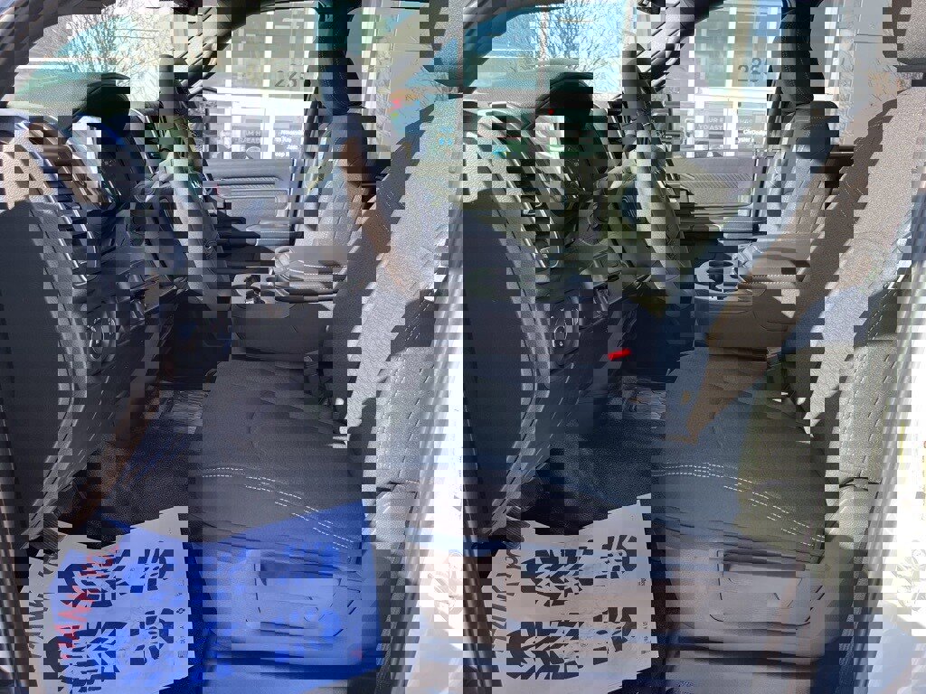 New 2026 RAM 4500 4x4 Crew Cab DRW image 3