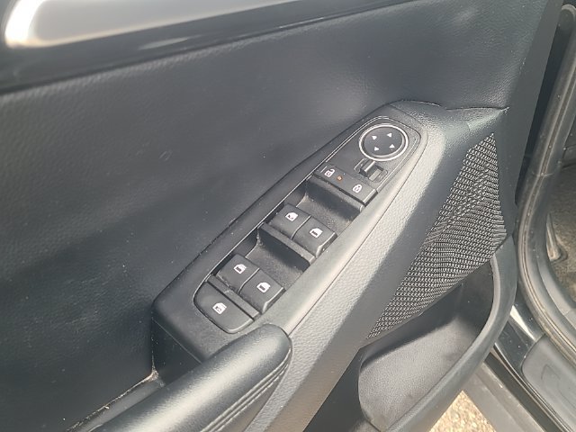 Used 2024 Kia Seltos S FWD image 12
