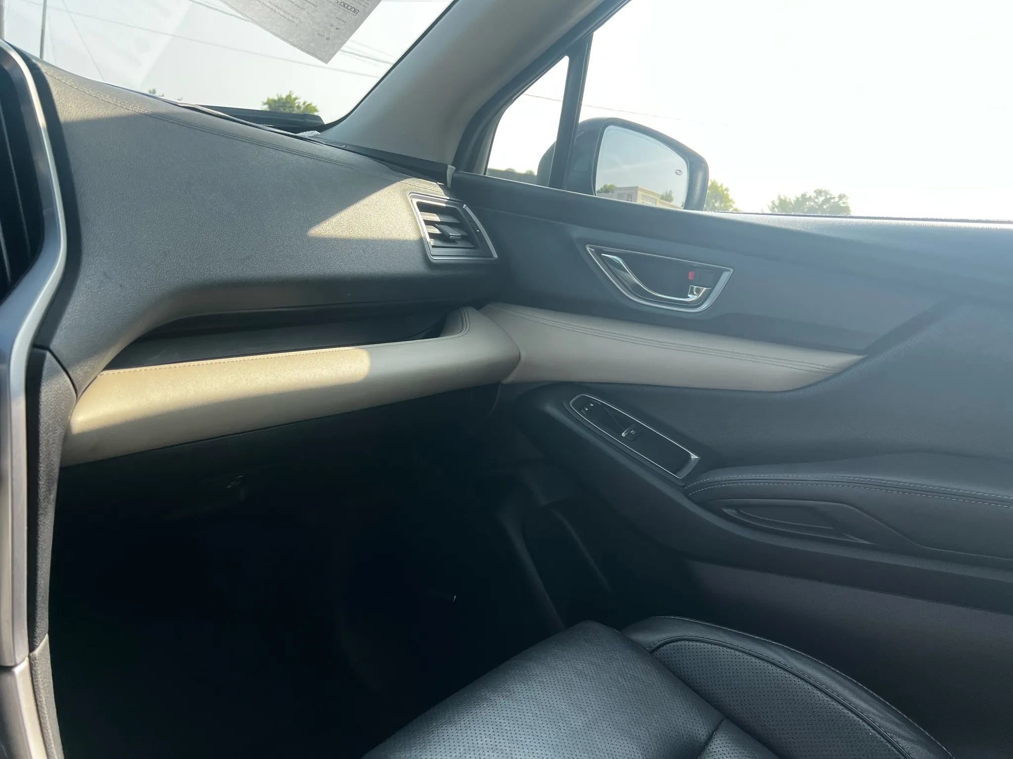 Used 2021 Subaru Ascent Limited w/ Technology Package image 29