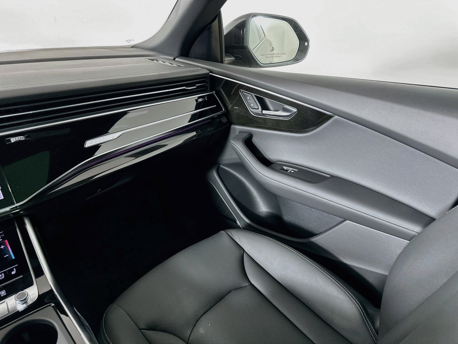 New 2027 Audi Q8 Premium Plus AWD/4WD image 24