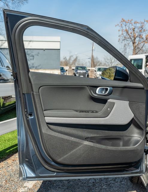 Used 2022 Polestar Polestar 2 w/ Performance Package image 23