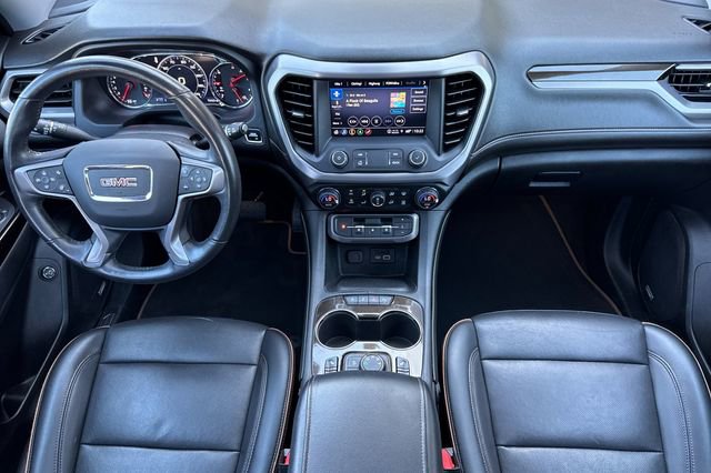 Used 2022 GMC Acadia AT4 w/ Technology Package image 15