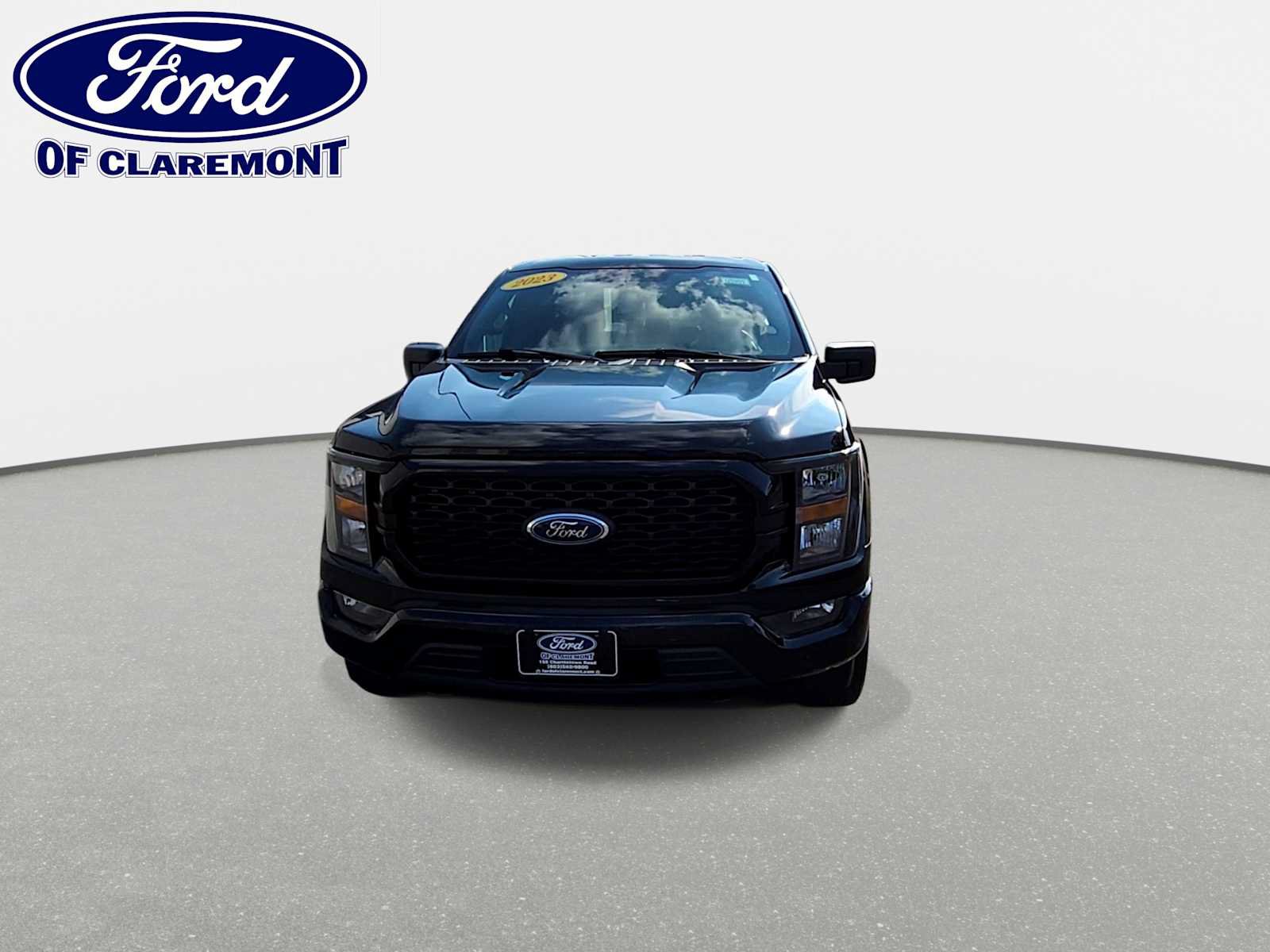 Used 2023 Ford F150 XL w/ STX Appearance Package AWD/4WD image 3