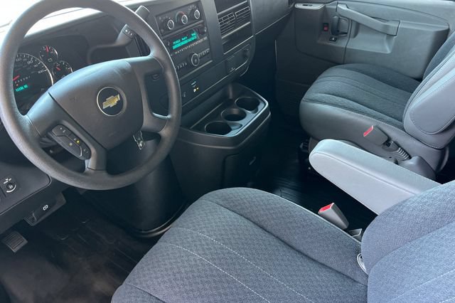 Used 2025 Chevrolet Express 2500 w/ Driver Convenience Package RWD image 10