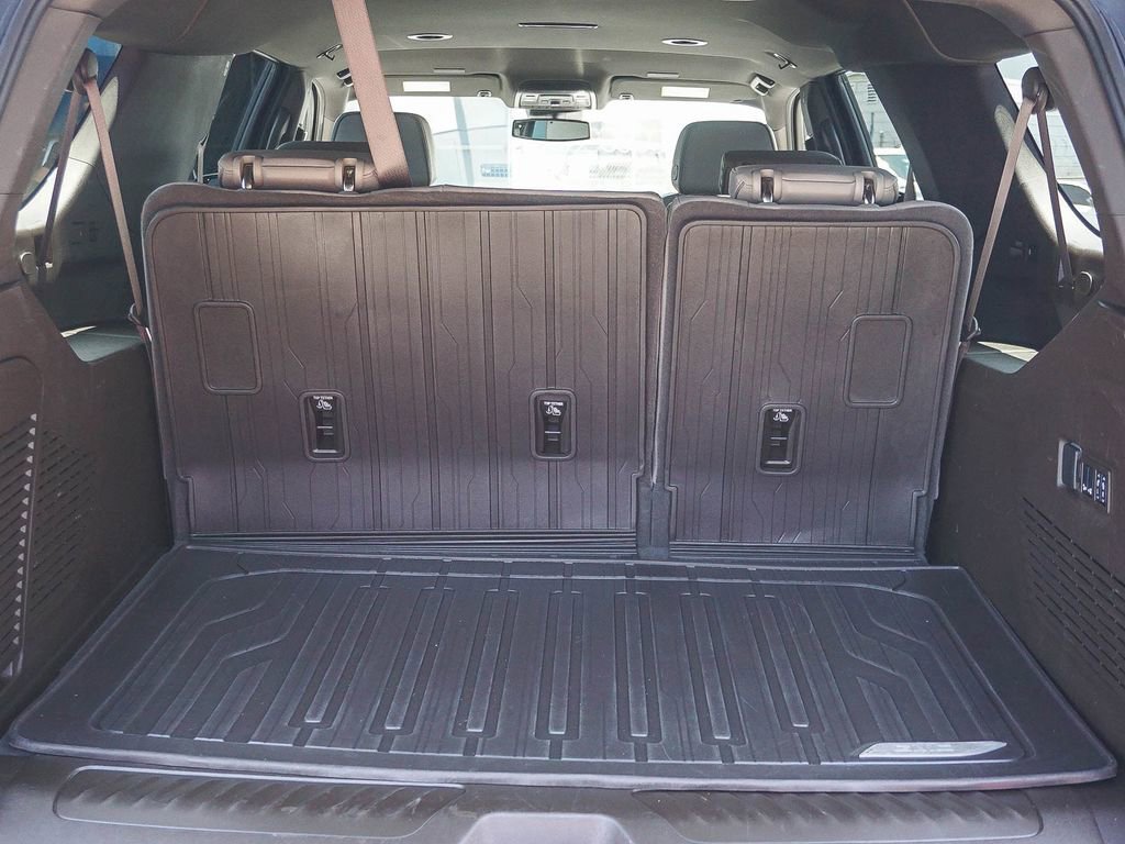 Used 2025 GMC Yukon XL Elevation w/ LPO, Floor Liner Package RWD image 24