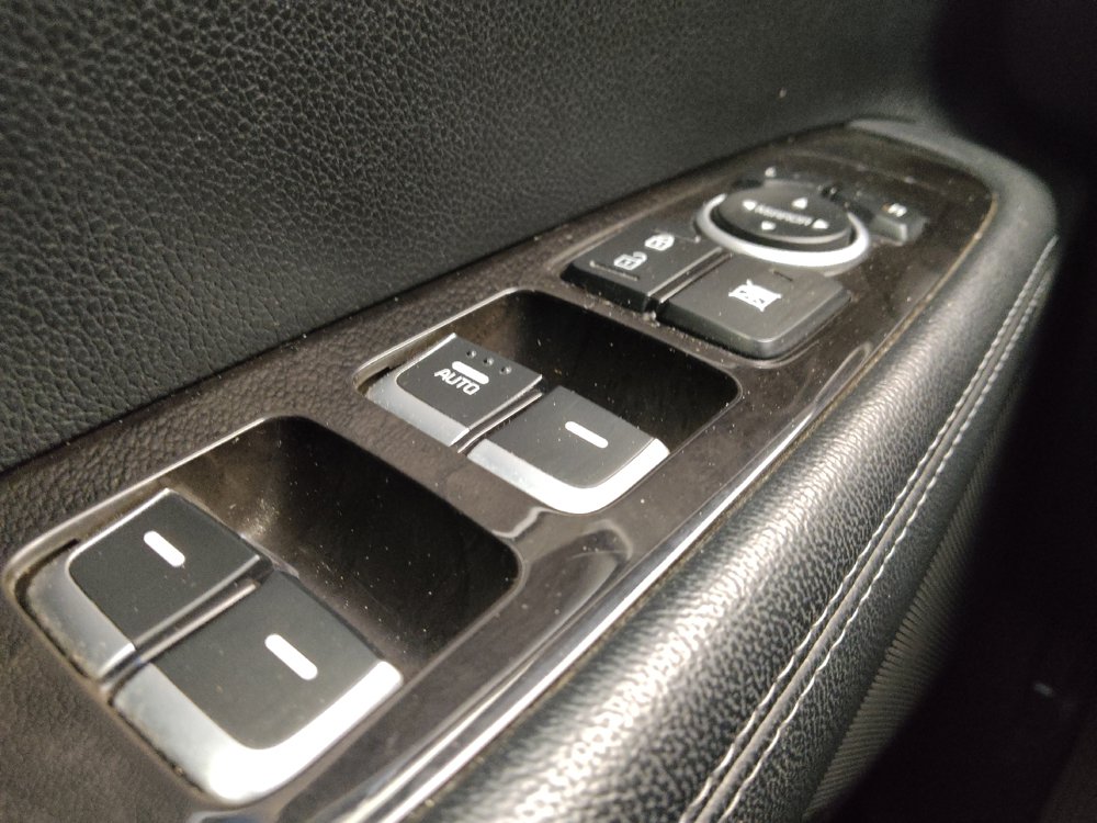 Used 2018 Kia Sorento FWD image 27