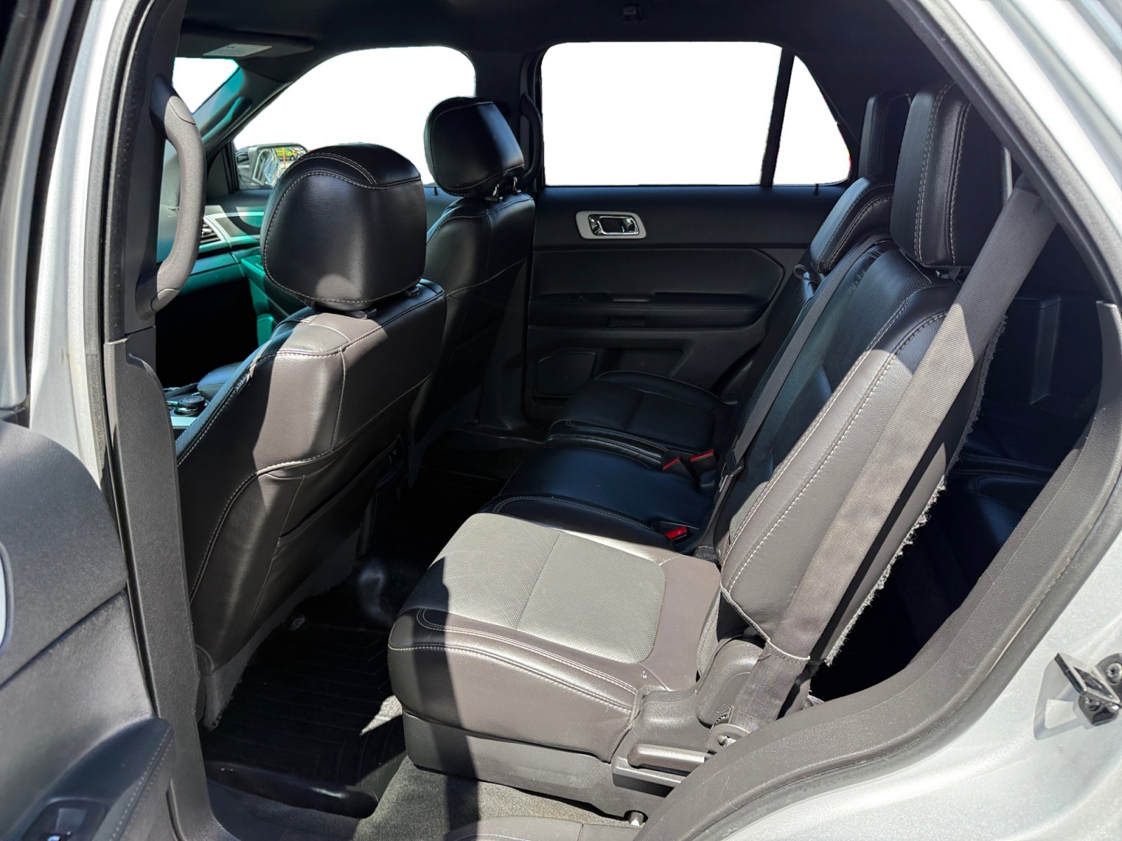 Used 2014 Ford Explorer Sport w/ Equipment Group 401A AWD/4WD image 16