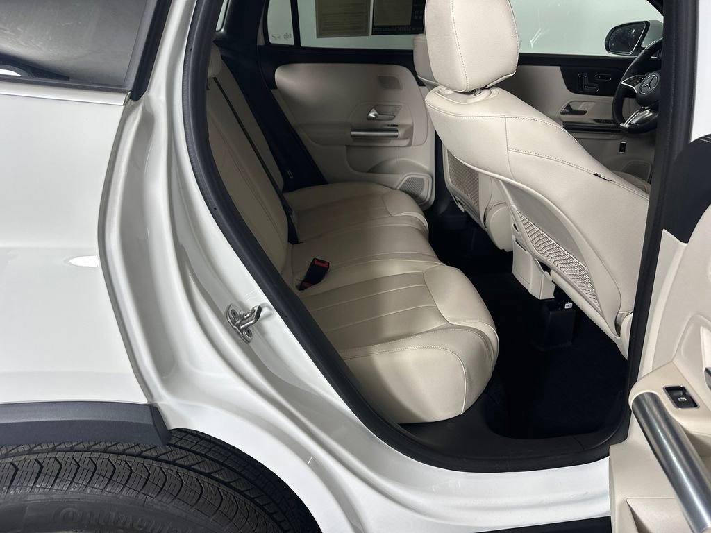 Certified 2026 Mercedes-Benz GLA 250 4MATIC image 17