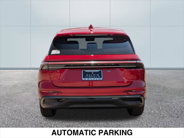 New 2024 Lincoln Nautilus Premier w/ Jet Appearance Package image 5