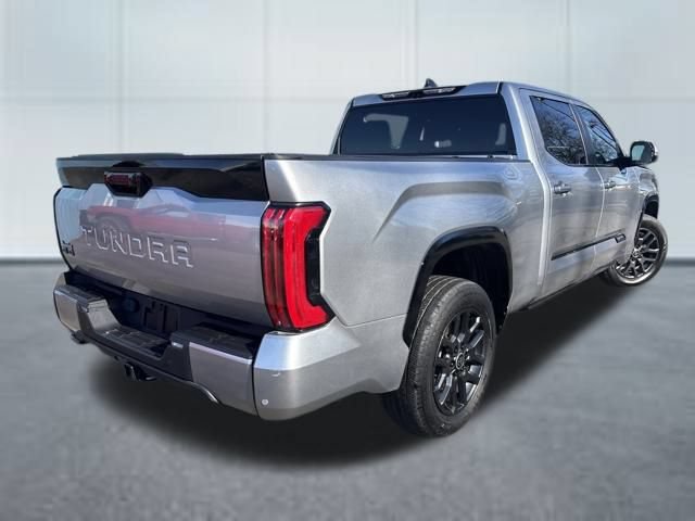 Used 2024 Toyota Tundra Platinum AWD/4WD image 4