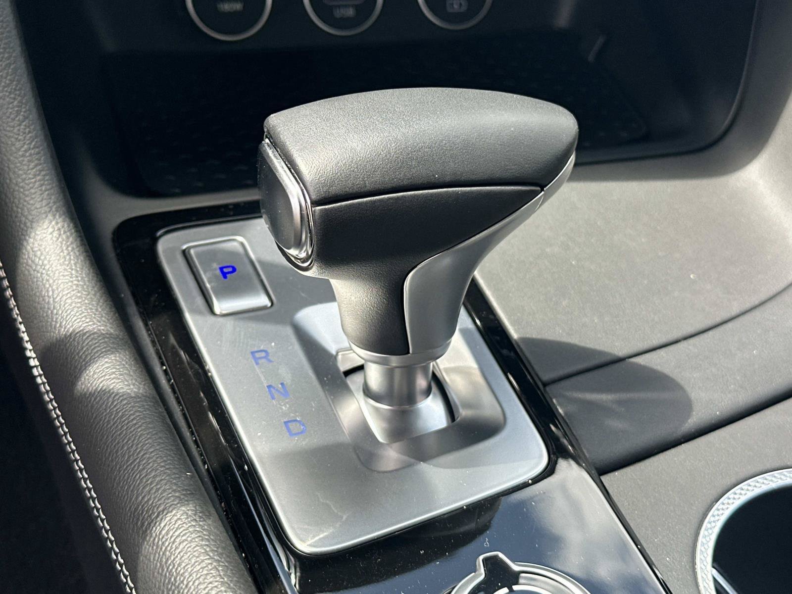 Used 2026 Genesis G70 2.5T RWD image 19