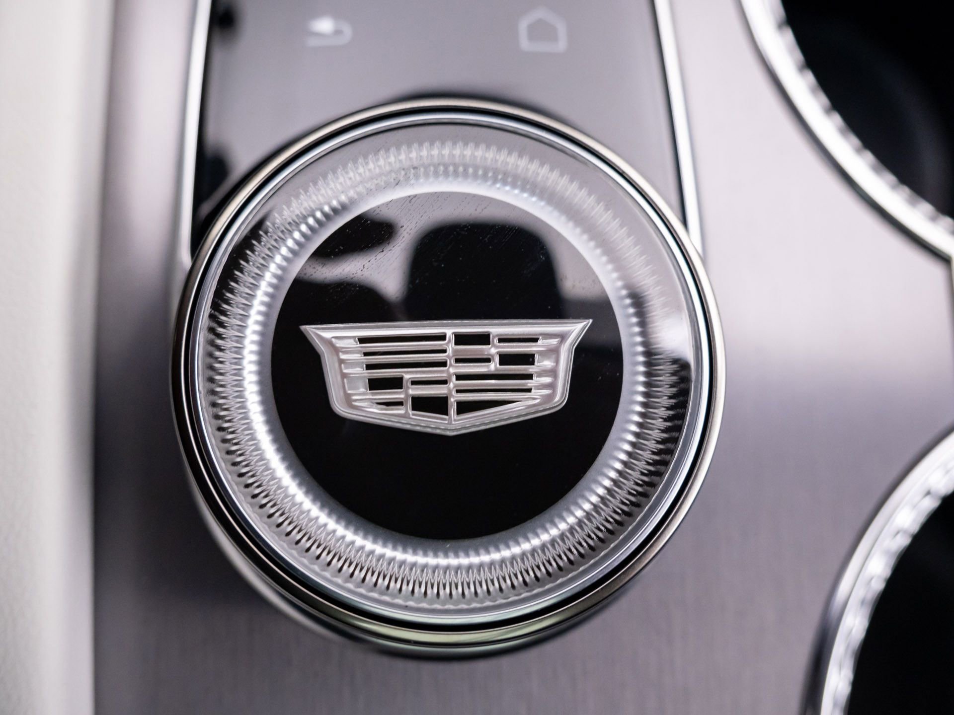 New 2026 Cadillac Vistiq Sport w/ LPO, Floor Liner Package AWD/4WD image 28