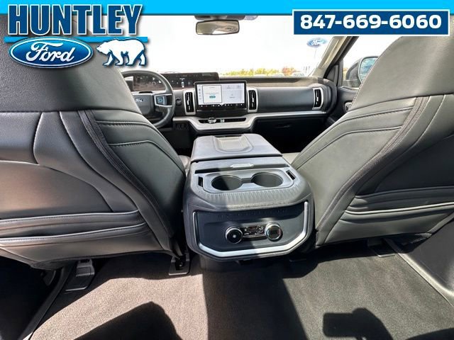 Used 2025 Ford Expedition Active AWD/4WD image 21