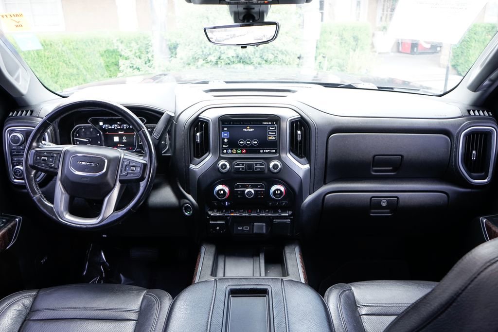 Used 2020 GMC Sierra 2500 Denali w/ Denali Ultimate Package image 30