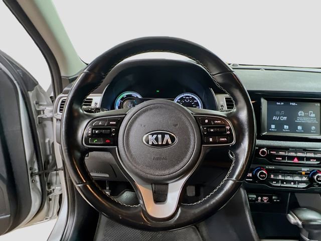 Used 2018 Kia Niro LX image 11