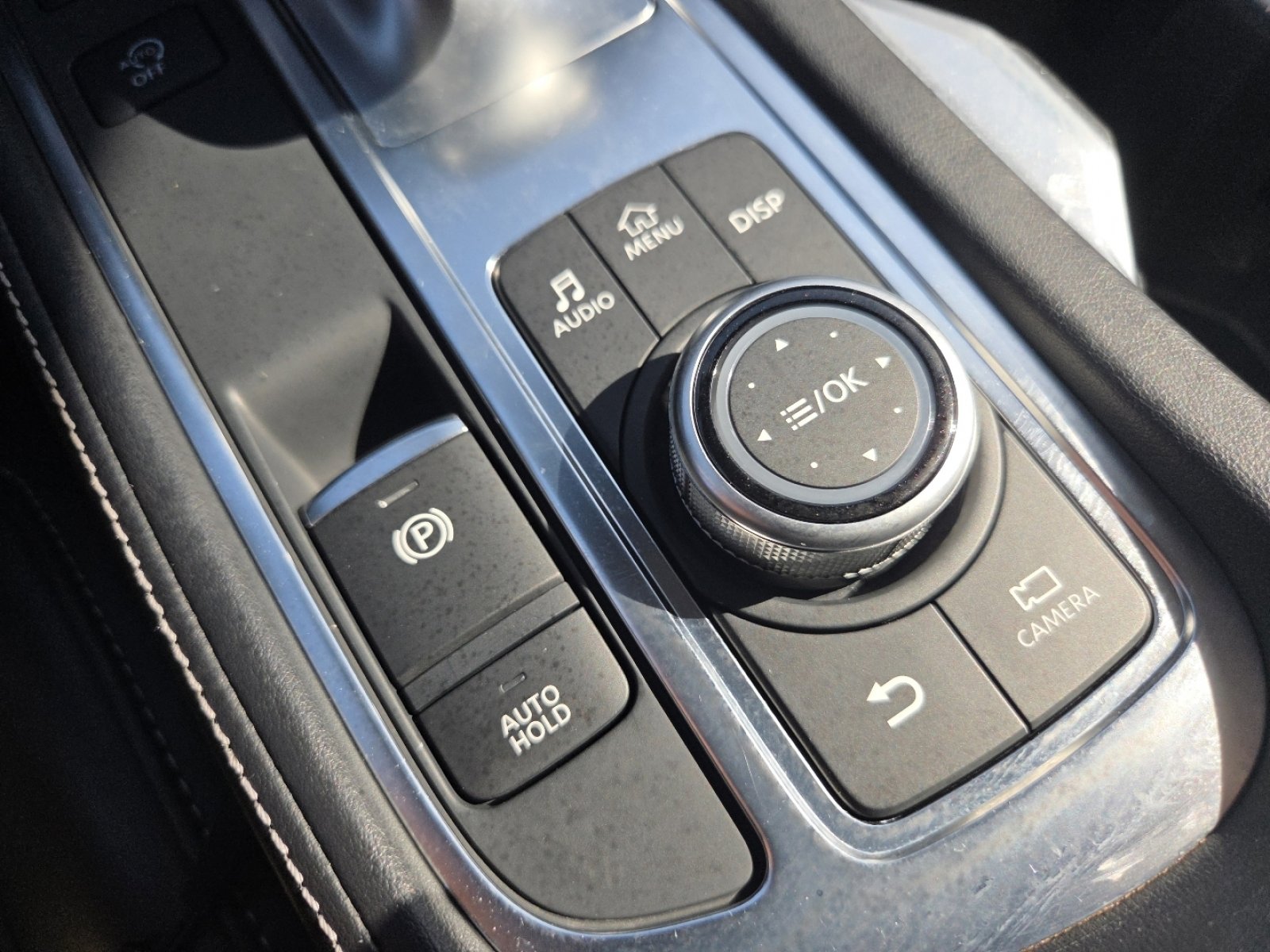 Used 2023 INFINITI QX60 Pure image 32