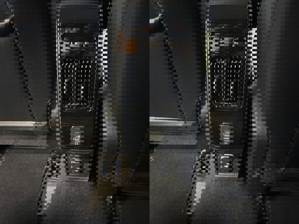 Used 2022 Jeep Compass Limited image 20