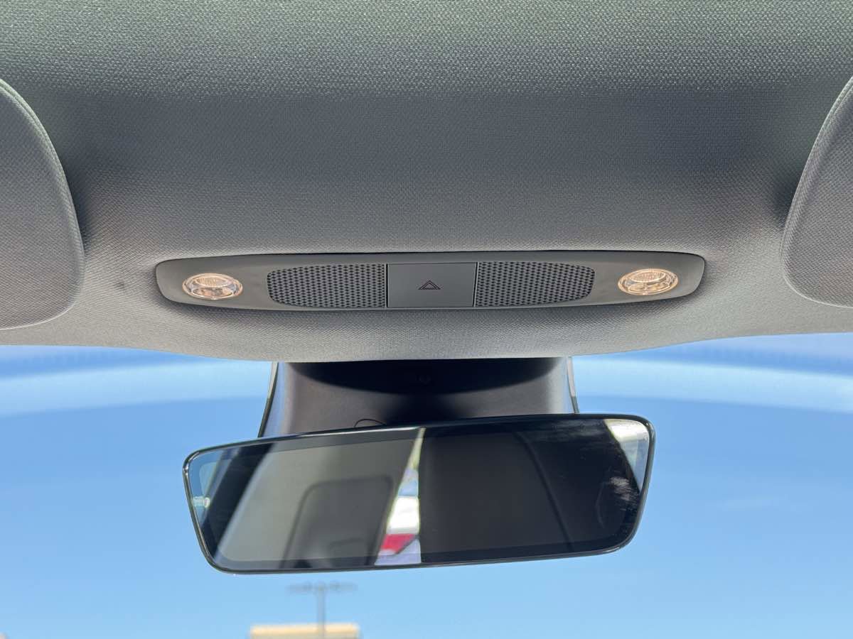 Used 2018 Tesla Model 3 Performance image 26