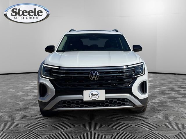 New 2025 Volkswagen Atlas Peak Edition SE image 8