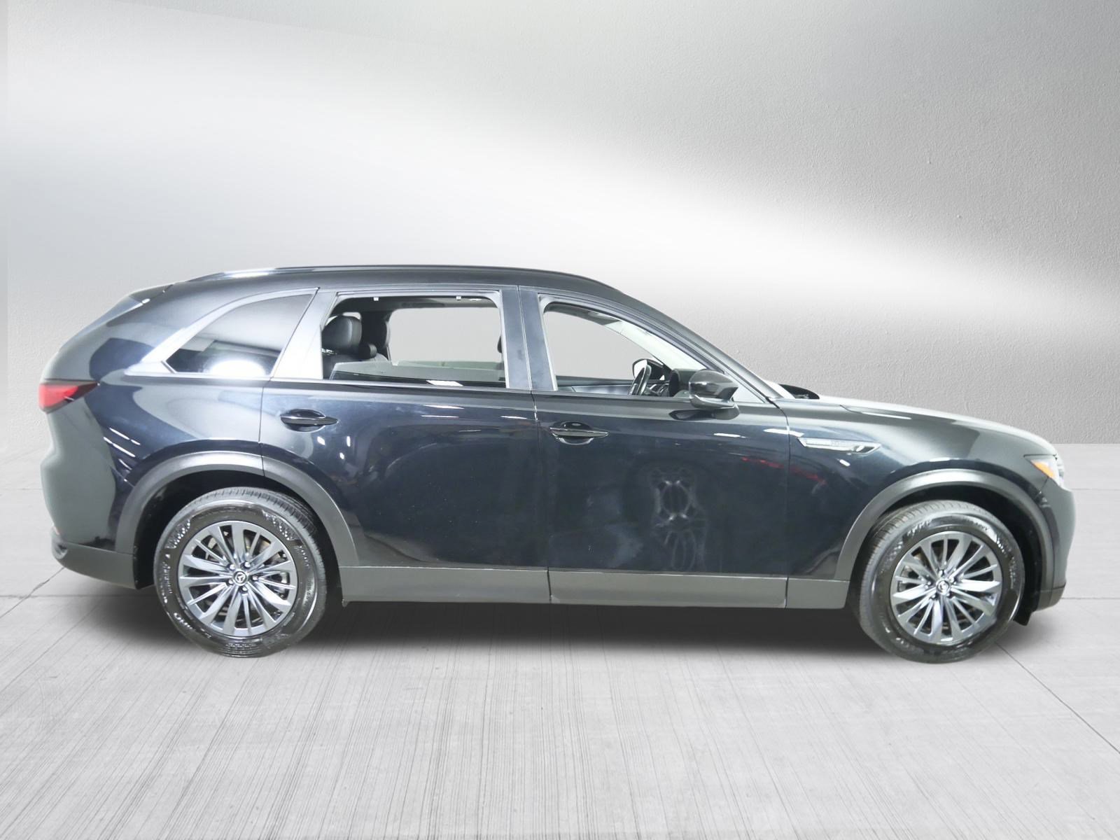 Certified 2025 MAZDA CX-70 3.3 Turbo w/ Preferred Package image 8