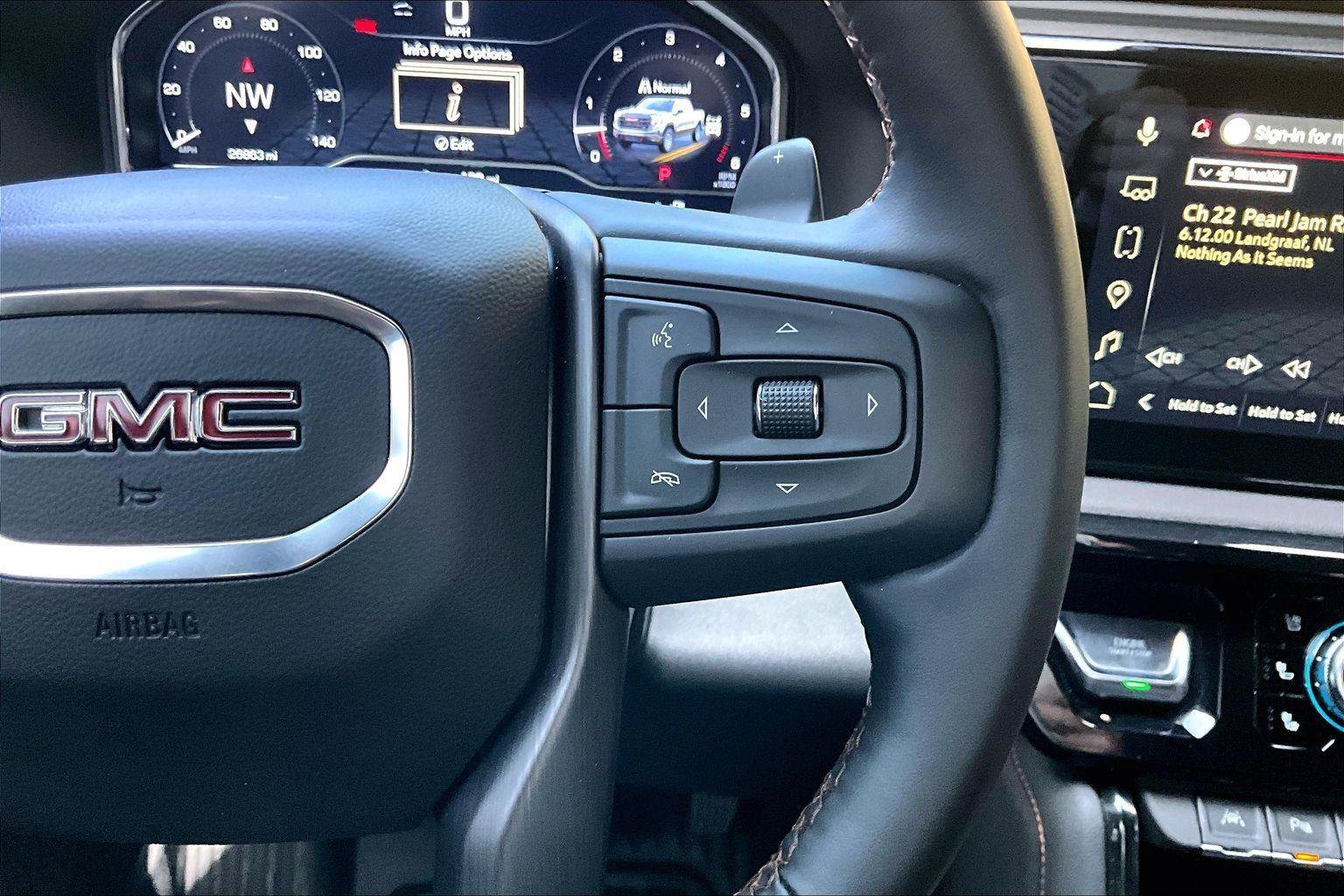 Used 2025 GMC Sierra 1500 AT4 w/ AT4 Premium Package AWD/4WD image 20