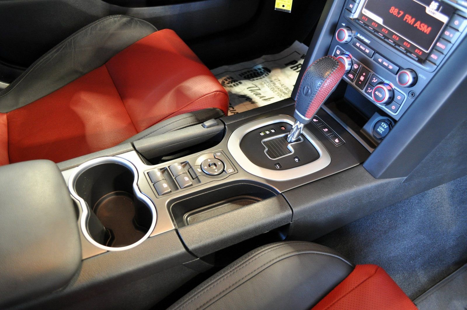 Used 2009 Pontiac G8 GXP image 29