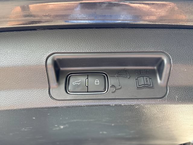 Used 2020 Ford Explorer 4WD image 24