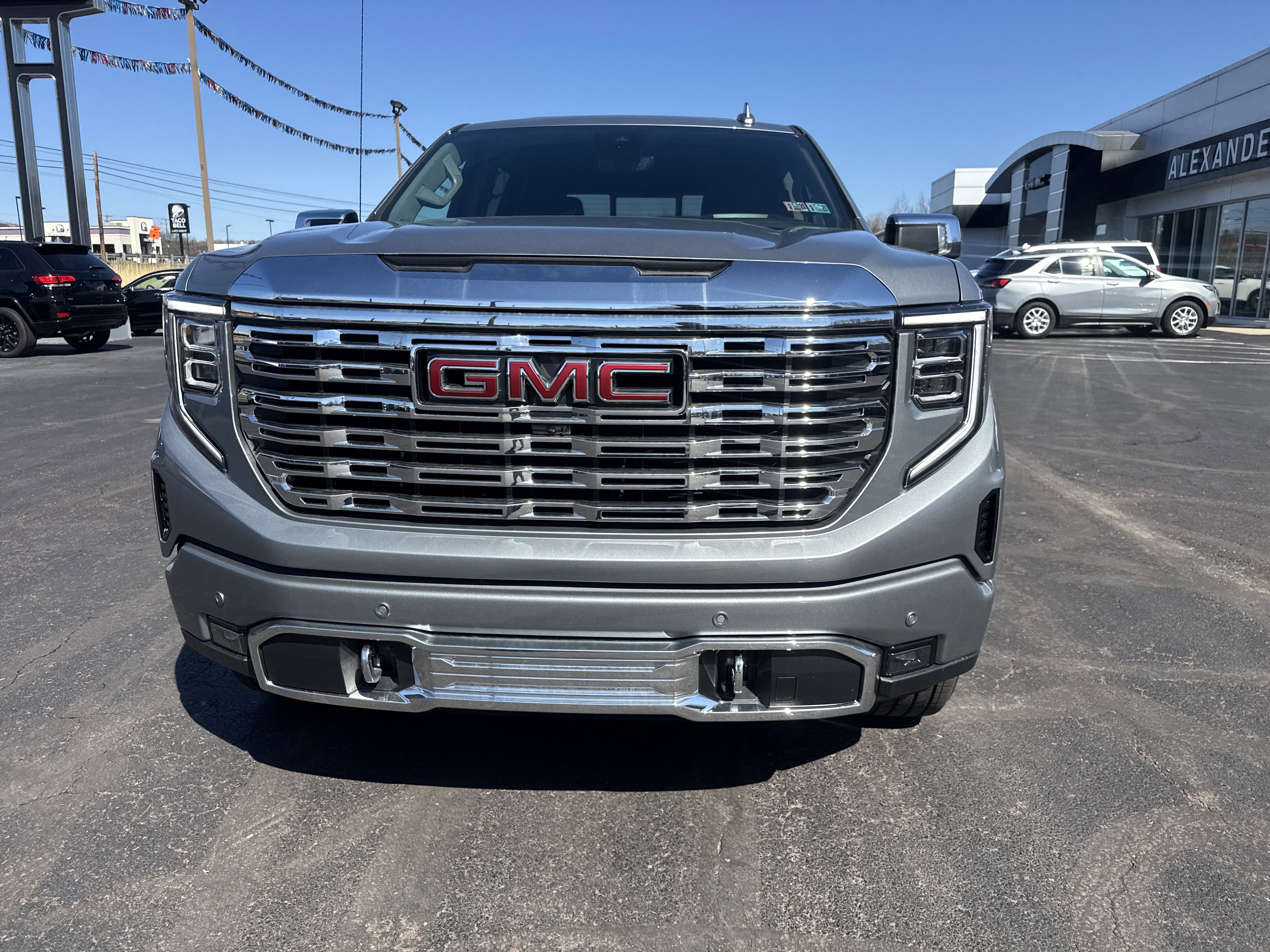 New 2026 GMC Sierra 1500 Denali w/ Denali Reserve Package image 9