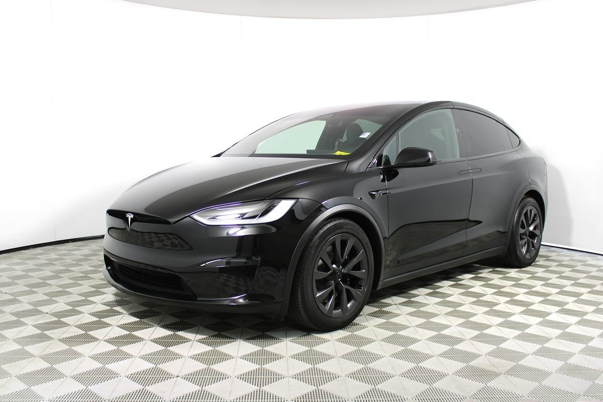 Used 2024 Tesla Model X AWD/4WD image 31
