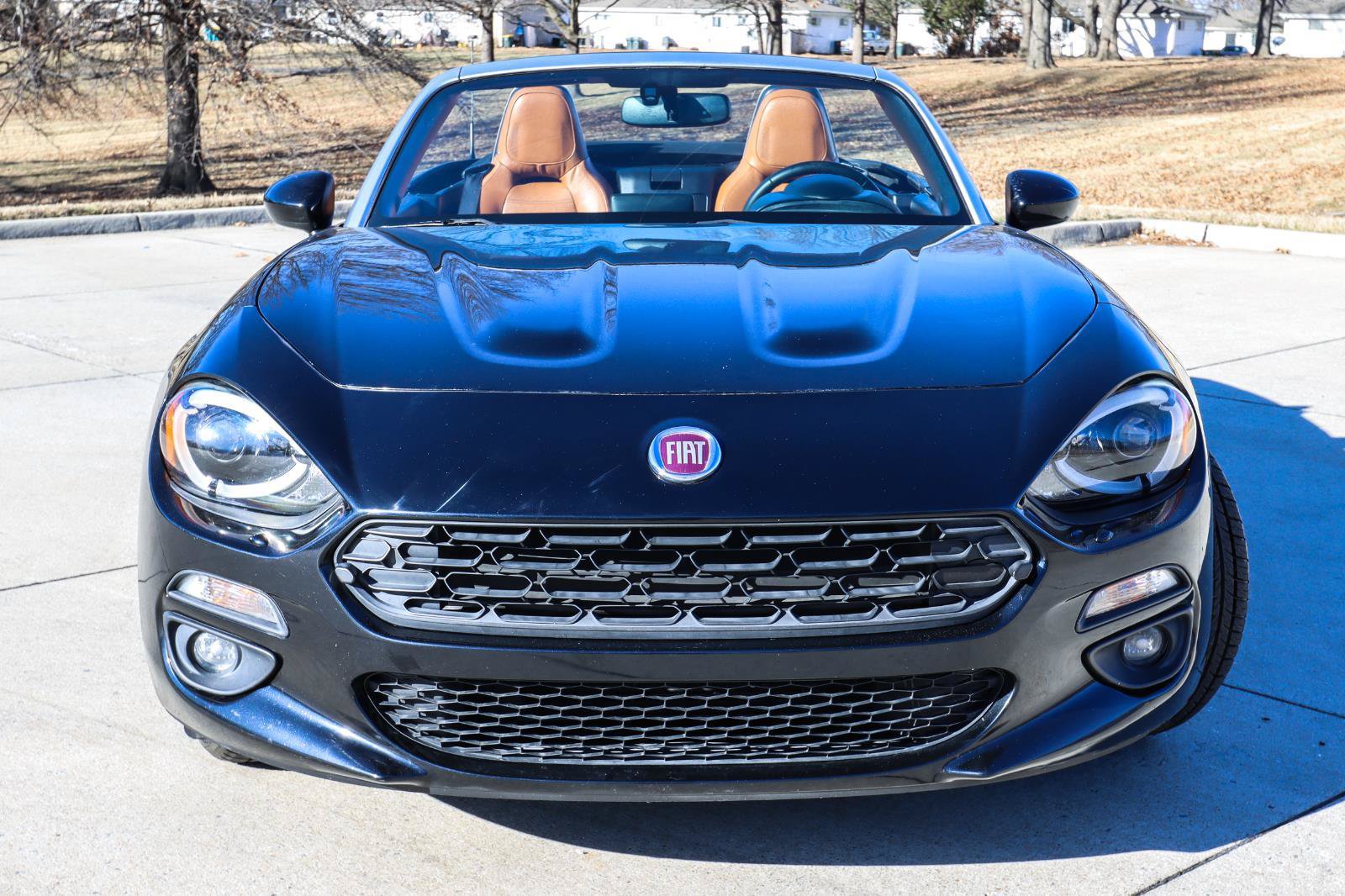 Used 2017 FIAT 124 Spider Lusso RWD image 17