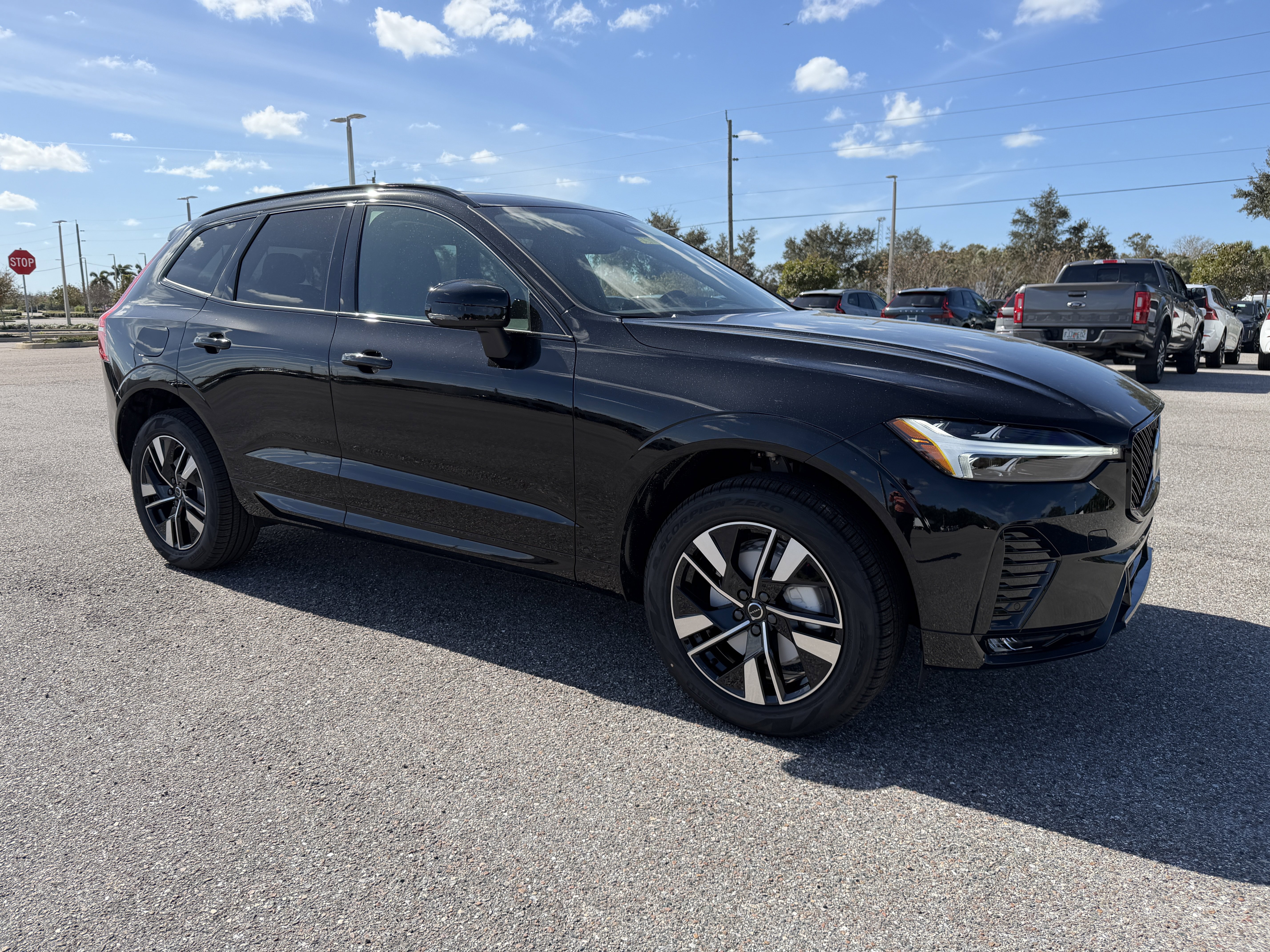 New 2026 Volvo XC60 B5 Core