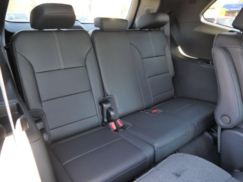 New 2026 GMC Acadia Elevation w/ Elevation Premium Package AWD/4WD image 34