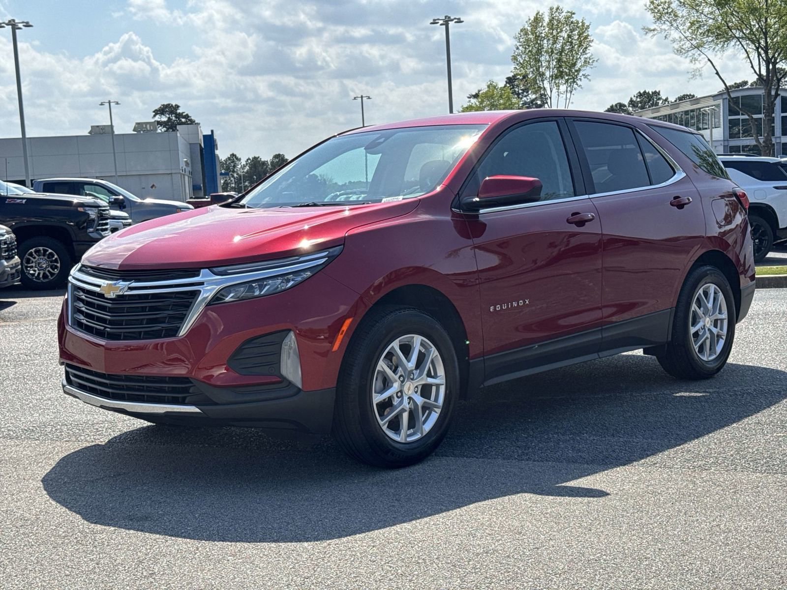 Used 2024 Chevrolet Equinox LT FWD image 5
