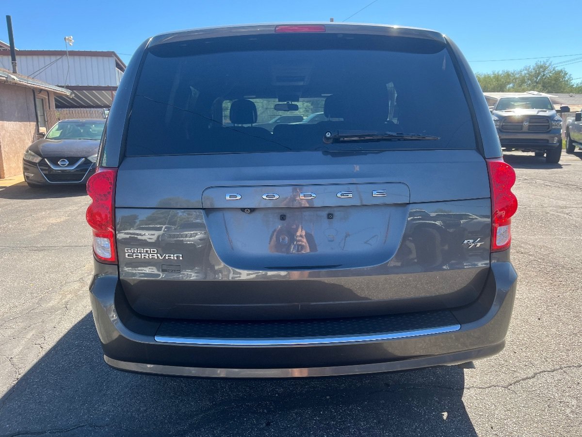 Used 2016 Dodge Grand Caravan R/T w/ Driver Convenience Group FWD image 6