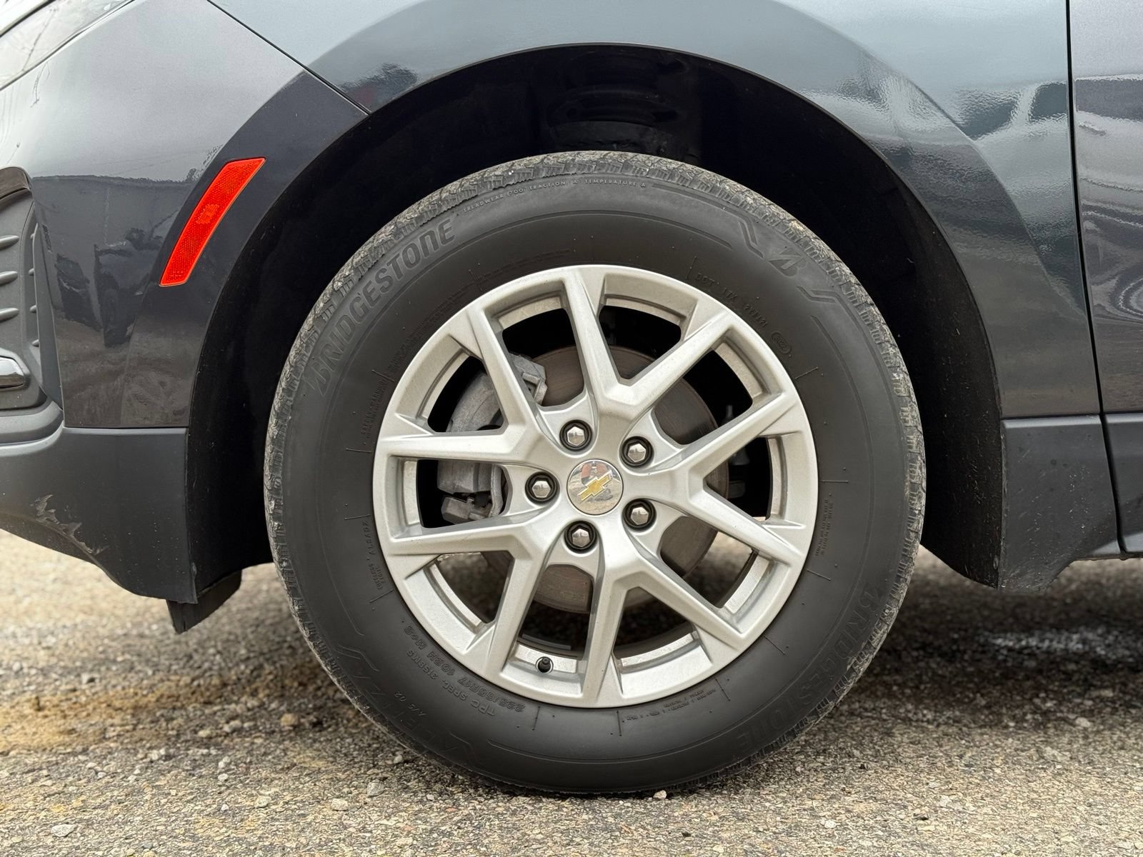 Used 2022 Chevrolet Equinox LS AWD/4WD image 10