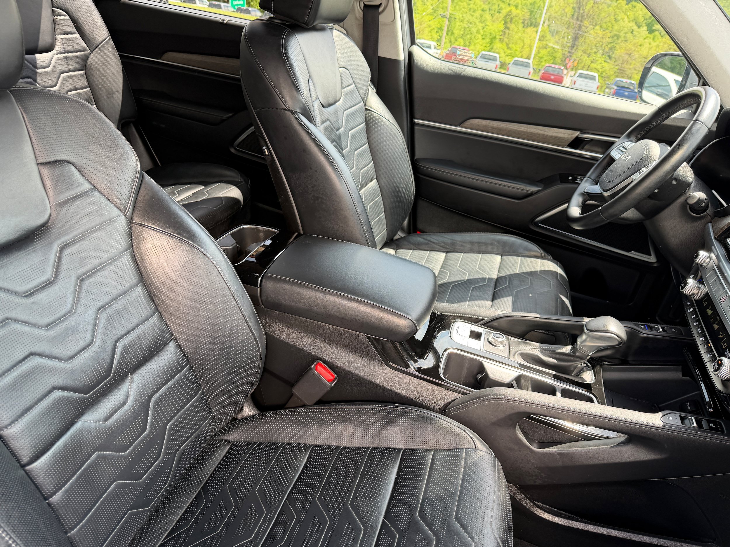 Used 2022 Kia Telluride SX w/ SX Prestige Package AWD/4WD image 25