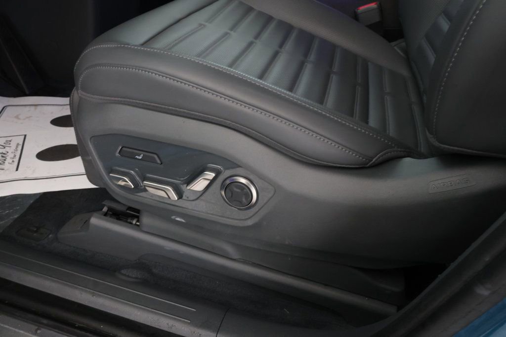 Used 2024 Kia EV9 Land image 12