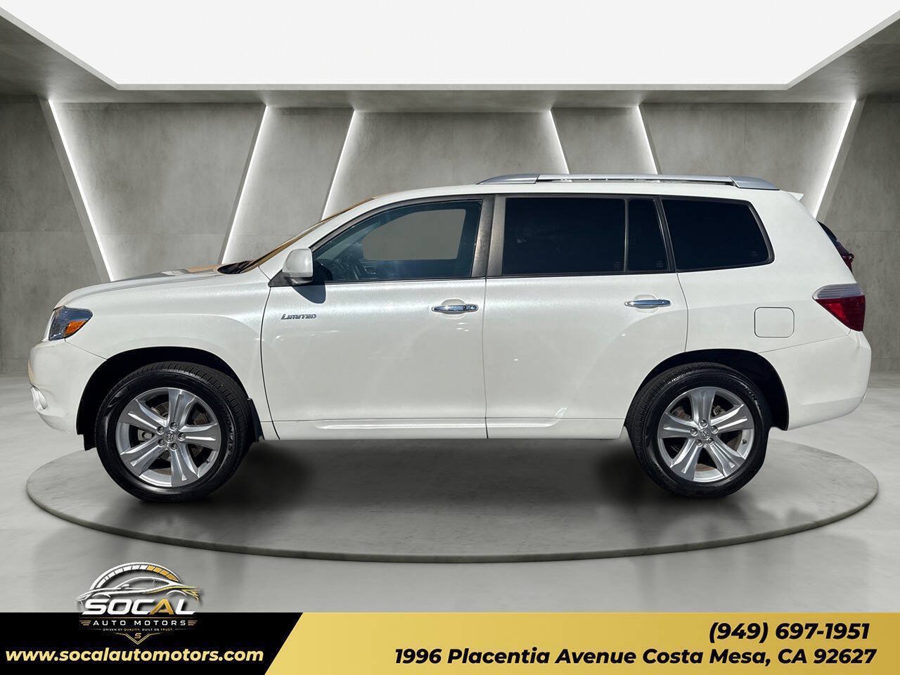 Used 2009 Toyota Highlander Limited AWD/4WD image 2