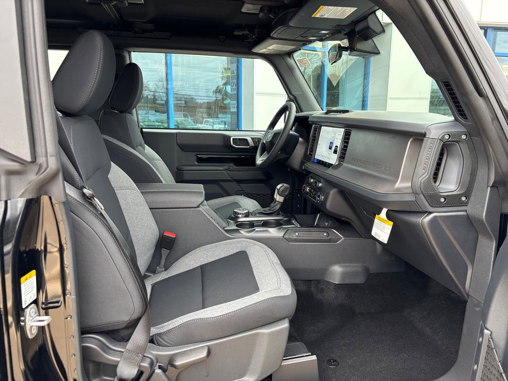New 2025 Ford Bronco 2-Door image 12