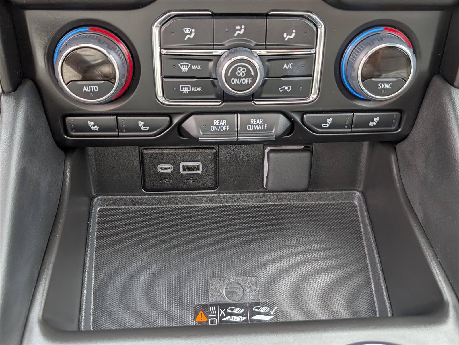 Used 2024 Chevrolet Tahoe RST w/ Luxury Package AWD/4WD image 29